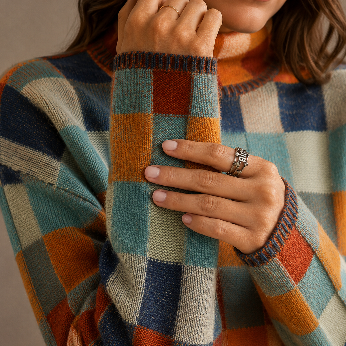 Women’s Chequered Turtleneck Jumper – Oversized Winter Knit Jumper – Cosy Autumn Essential