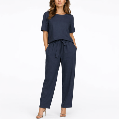 Women’s Two-Piece Set with Short-Sleeve Top and Trousers – Effortless Occasion Wear