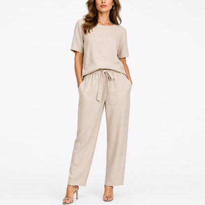 Women’s Two-Piece Set with Short-Sleeve Top and Trousers – Effortless Occasion Wear
