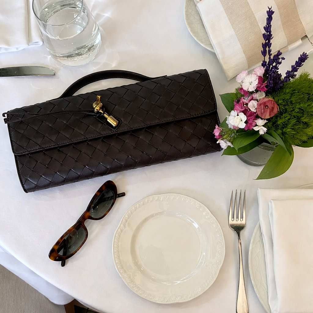 Luxury Woven Clutch Bag – Stylish Evening Shoulder Style – Everyday Accessory UK