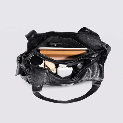 Timeless Everyday Tote – Stylish Spacious Shoulder Bag in Soft Vegan Leather – Everyday Accessory UK